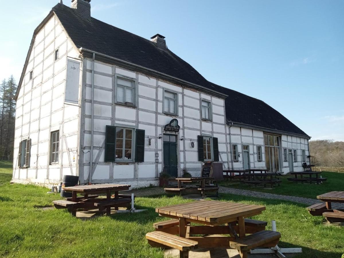 Le Vieux Noyer Bed & Breakfast Nassogne Exterior photo
