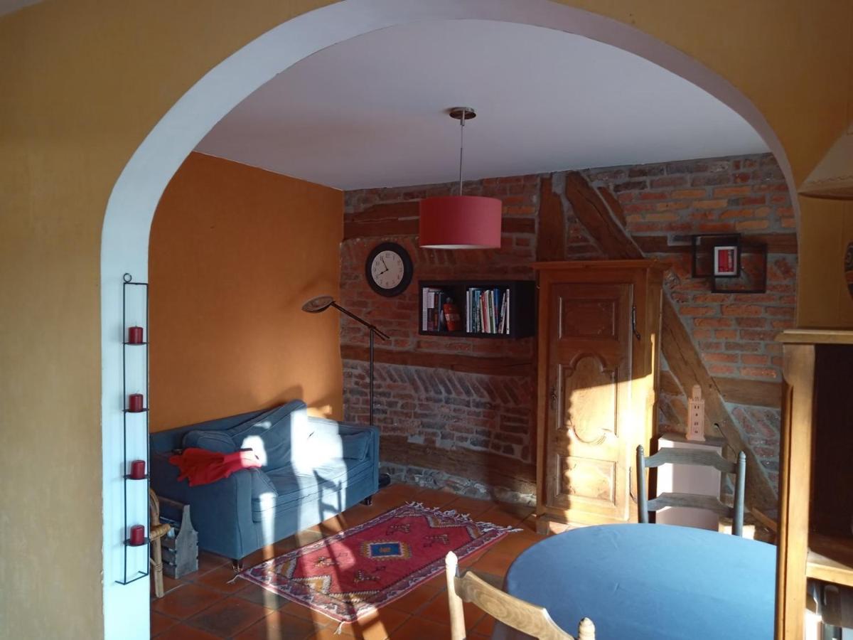 Le Vieux Noyer Bed & Breakfast Nassogne Exterior photo